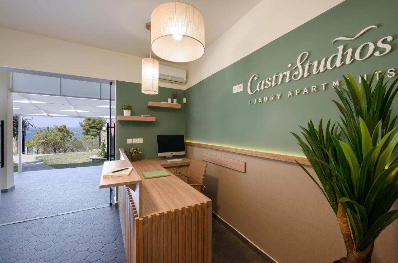 Castristudios 니키티 외부 사진